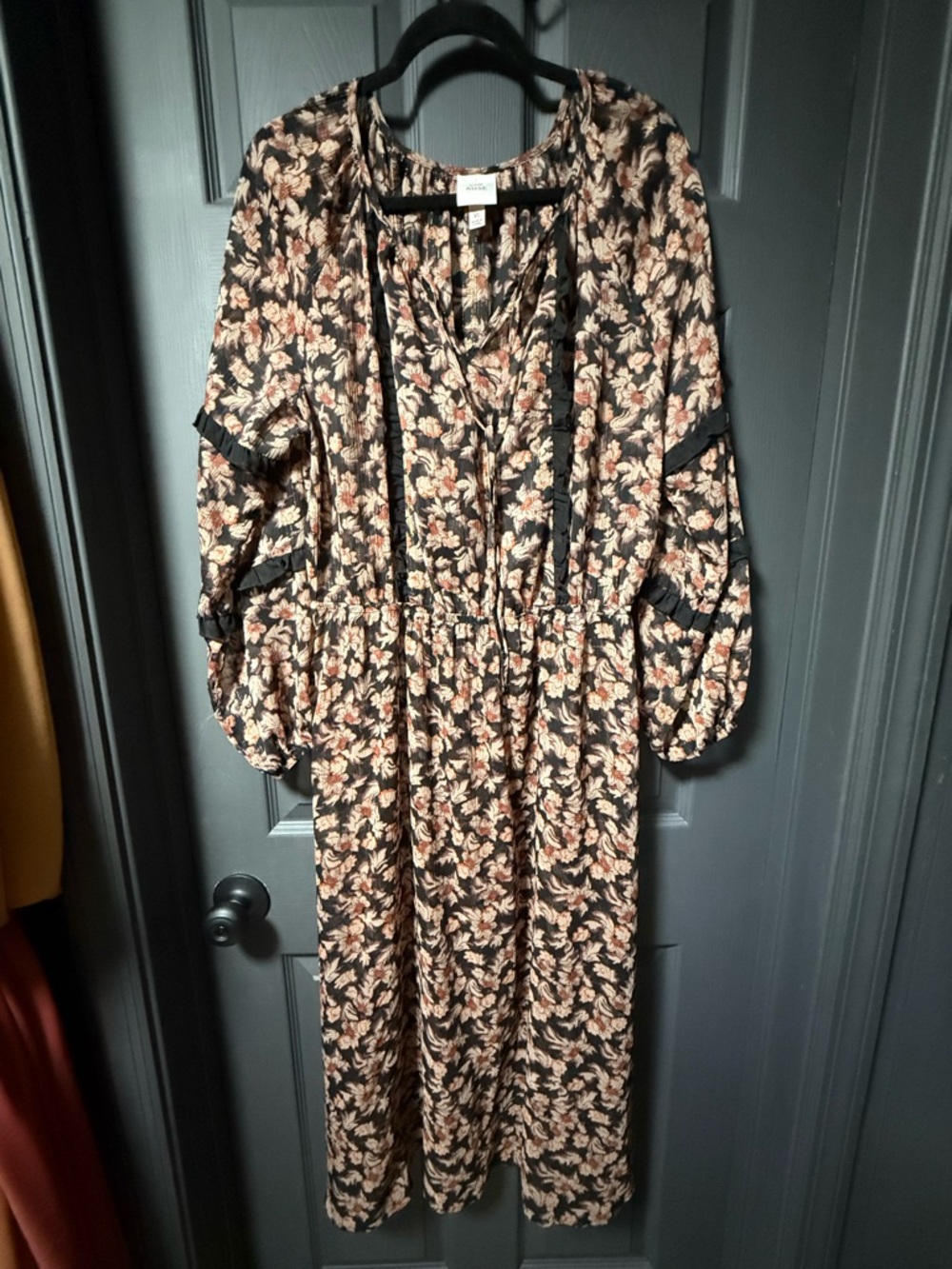 Floral Long Sleeve Maxi Dress - Black with Peach Floral Print